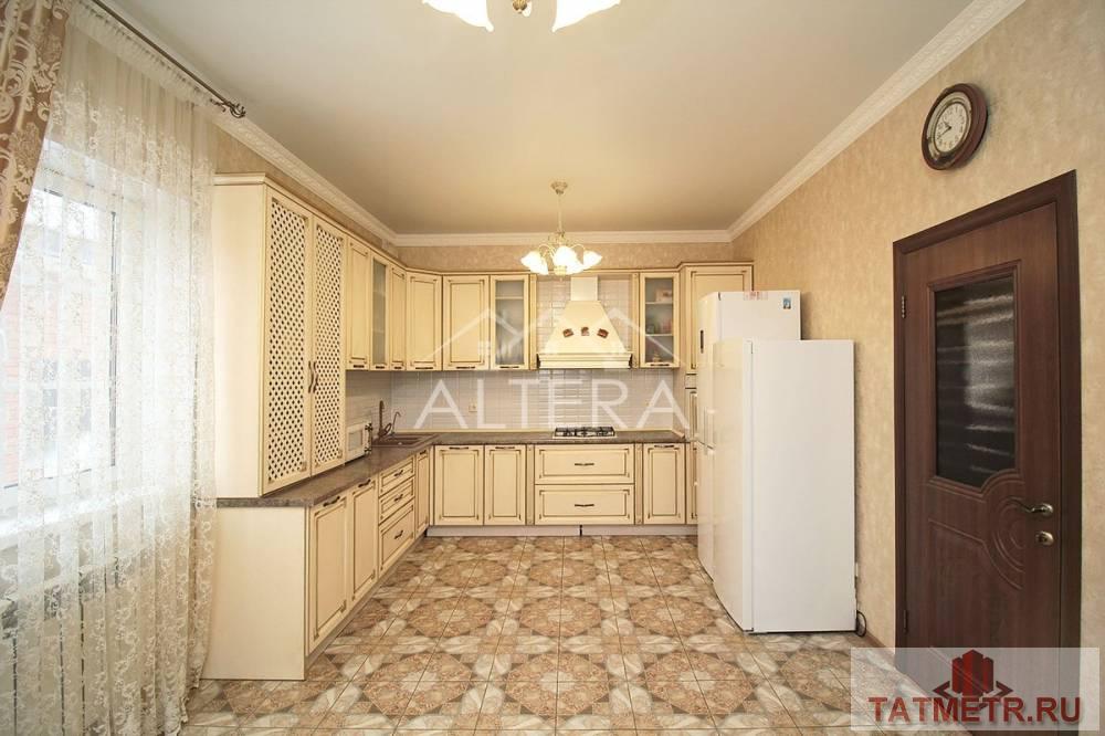 Продажа / Дома и коттеджи, Казань, Липецкая улица, 15 500 000 Продается прекрасный двухэтажный дом с ремонтом в советском районе Год постройки: 2016 год Тип дома: кирпичный... - 3