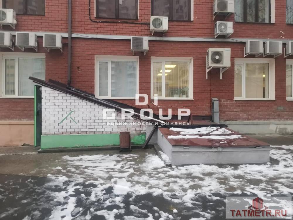Аренда / Коммерческая / Warehouse, Казань, проспект Ямашева, 55 000 Предлагается к аренде помещение по ул.Ямашева. Характеристики объекта: — отдельно стоящее здание; — 2 входа; — доступ... - 2