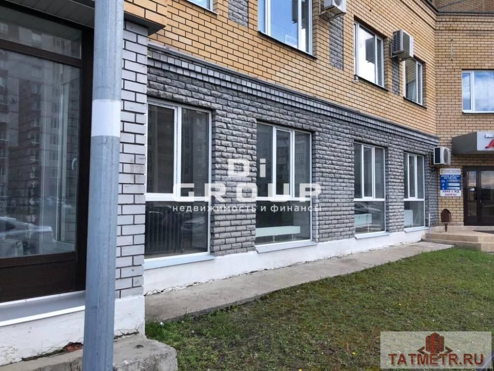 Коммерческая / Аренда / Офисы, Казань, улица Хусаина Мавлютова, 127 170 Сдаем торгово-офисное помещение по улице Мавлютова 17Ек2 — первая линия; — первый этаж; — отдельная входная группа; —...