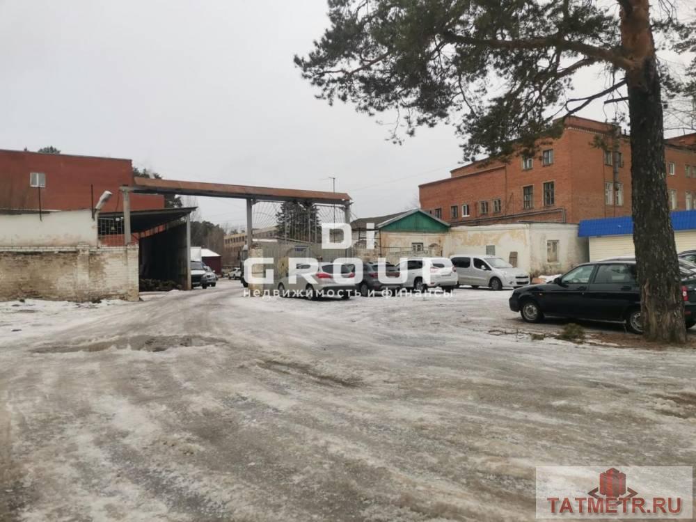 Аренда / Коммерческая / Warehouse, Казань, улица Липатова, 84 000 Предлагается к аренде помещение по ул.Липатова Характеристики объекта: — удобные подъездные пути; — 2 этаж; — доступ...