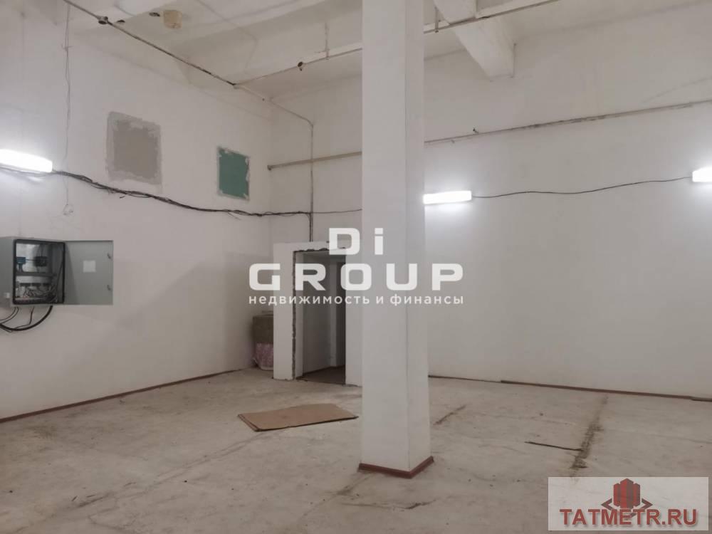 Аренда / Коммерческая / Warehouse, Казань, улица Липатова, 84 000 Предлагается к аренде помещение по ул.Липатова Характеристики объекта: — удобные подъездные пути; — 2 этаж; — доступ... - 1