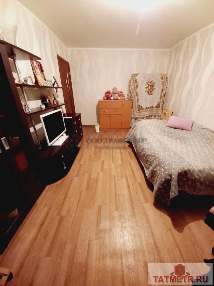 Продаю 2х комнатную . Ноксинский спуск д.1. Квартира на 8-м этаже, 9ти этажного дома. Светлая и уютная. Удобная... - 3