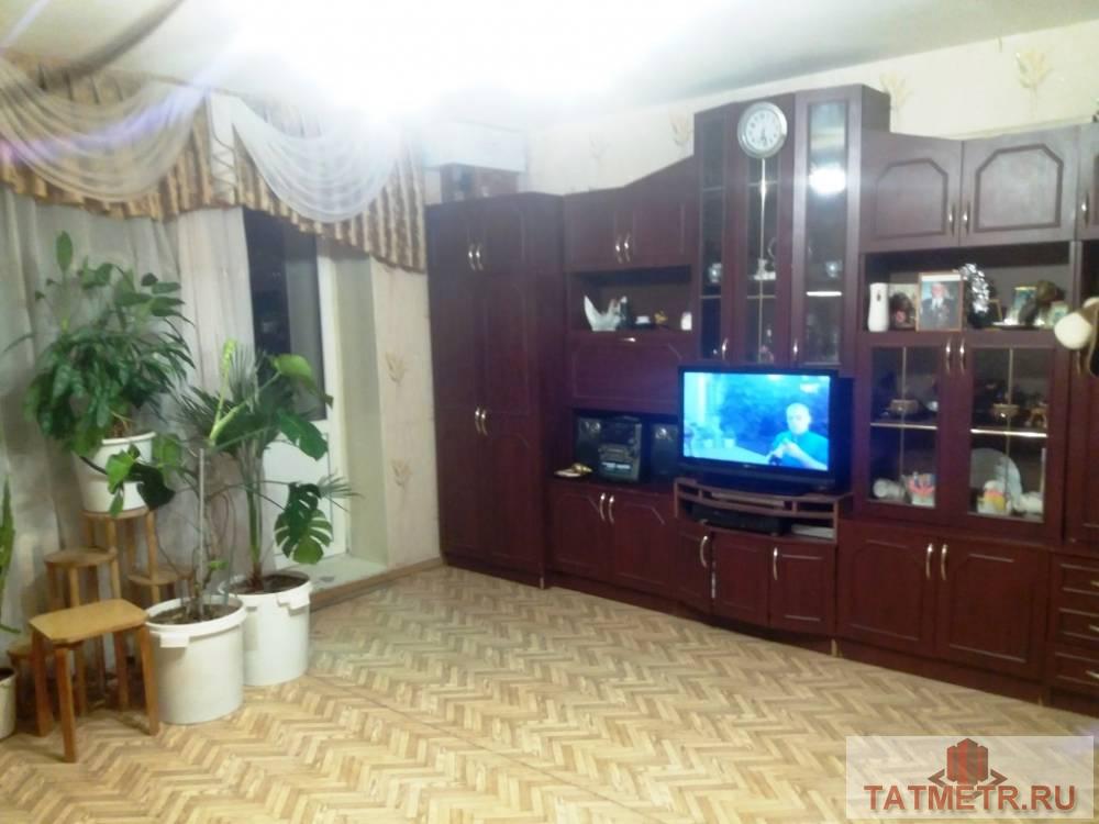Продажа / Квартиры, Зеленодольск, Энгельса улица, 4 110 000 Продается просторная двухкомнатная квартира 68 кв.м в кирпичном доме с индивидуальным отоплением в г. Зеленодольск.... - 1