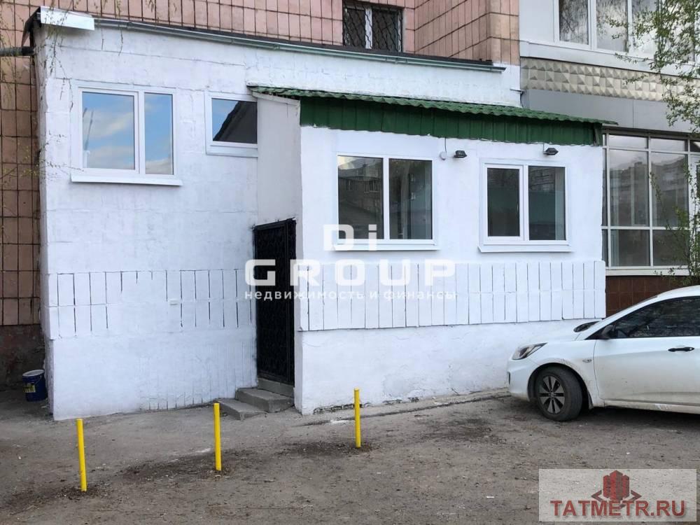 Аренда / Коммерческая / Free purpose, Казань, улица Максимова, 21 000 Сдается в аренду торговое помещение 23 м2 по улице Максимова, 3 — 21000 руб +к/у Основные характеристики: — первая...