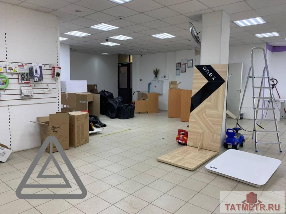 Коммерческая / Аренда / Торговые помещения, Казань, улица Зинина, 60 000 Сдается помещение свободного назначения по адресу Зинина 9. В хорошем состоянии. В помещении: — Телефон — Интернет —... - 5