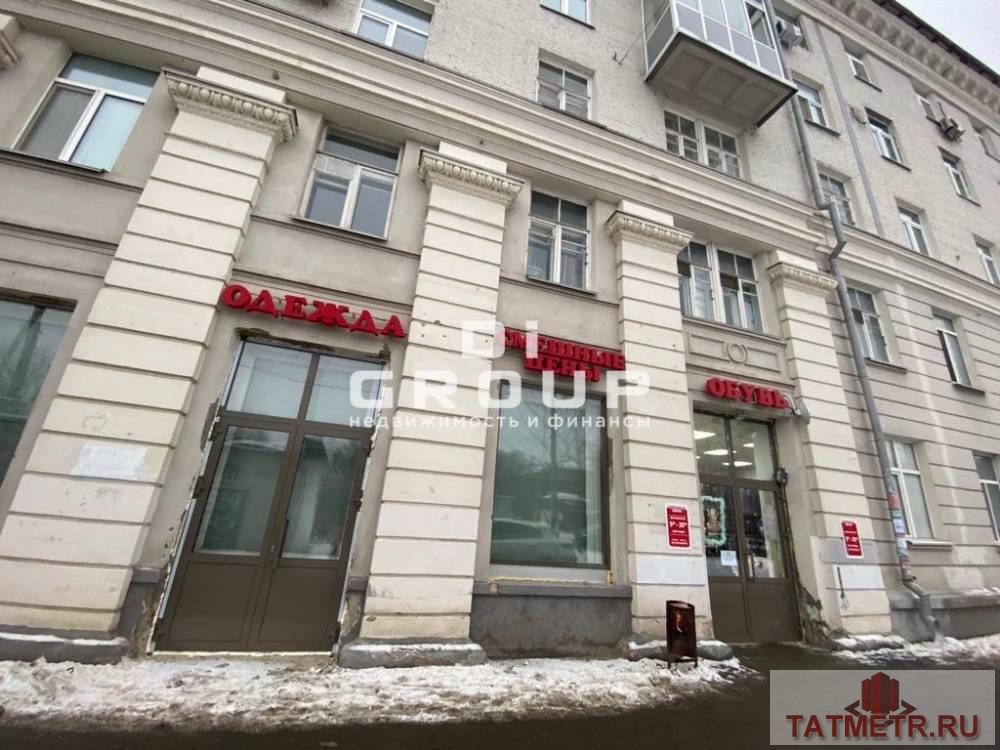 Аренда / Коммерческая / Free purpose, Казань, улица Декабристов, 120 000 Сдается помещение по адресу Декабристов 158. — 80 кв м — 1 линия — отличный трафик — отдельный вход — 1 этаж —...