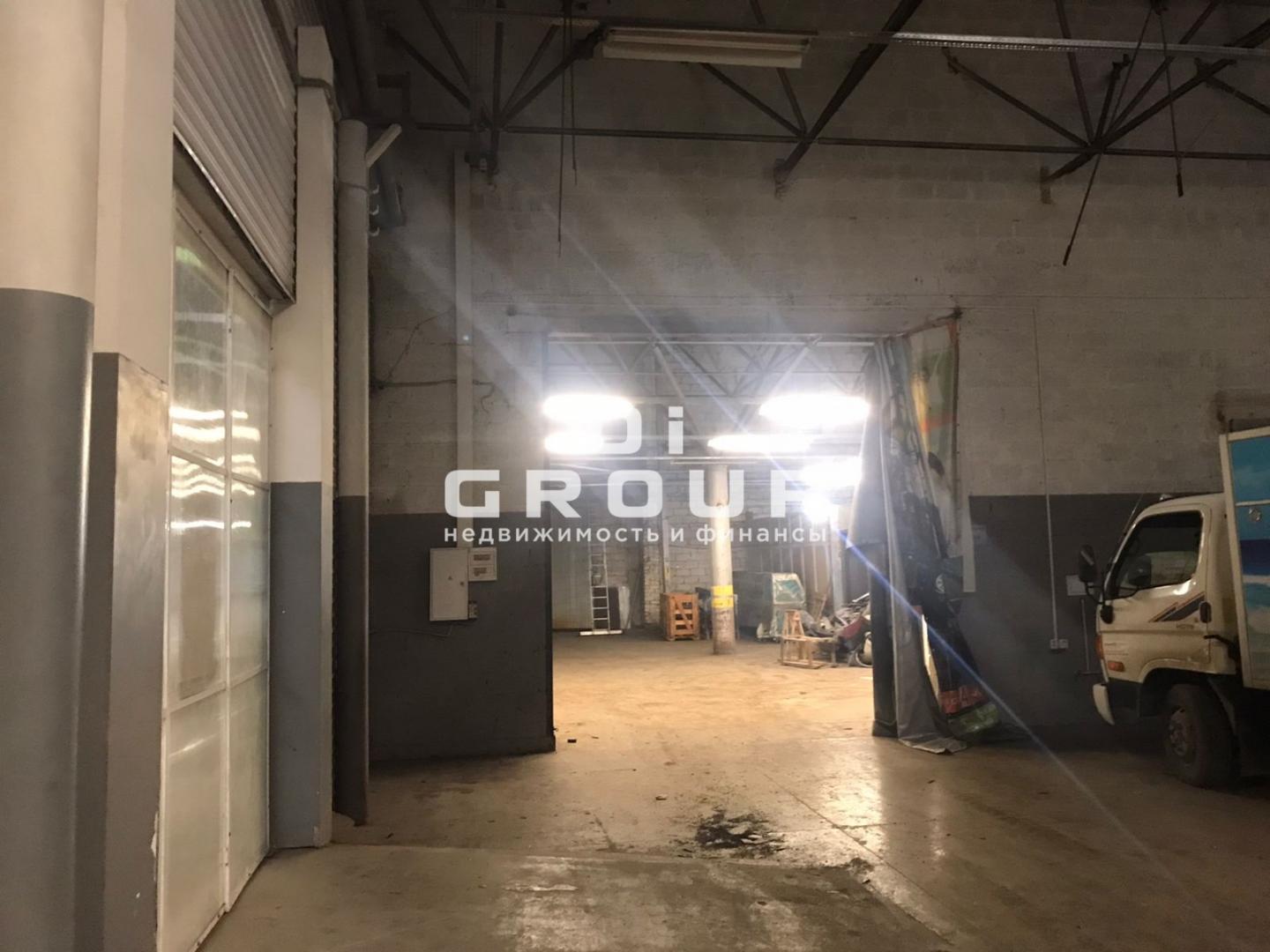 Аренда / Коммерческая / Warehouse, Казань, Беломорская улица, 1 148 700 Сдается помещение свободного назначения на улице Беломорская 69а (бывший автосалон ) Основные характеристики: —... - 7