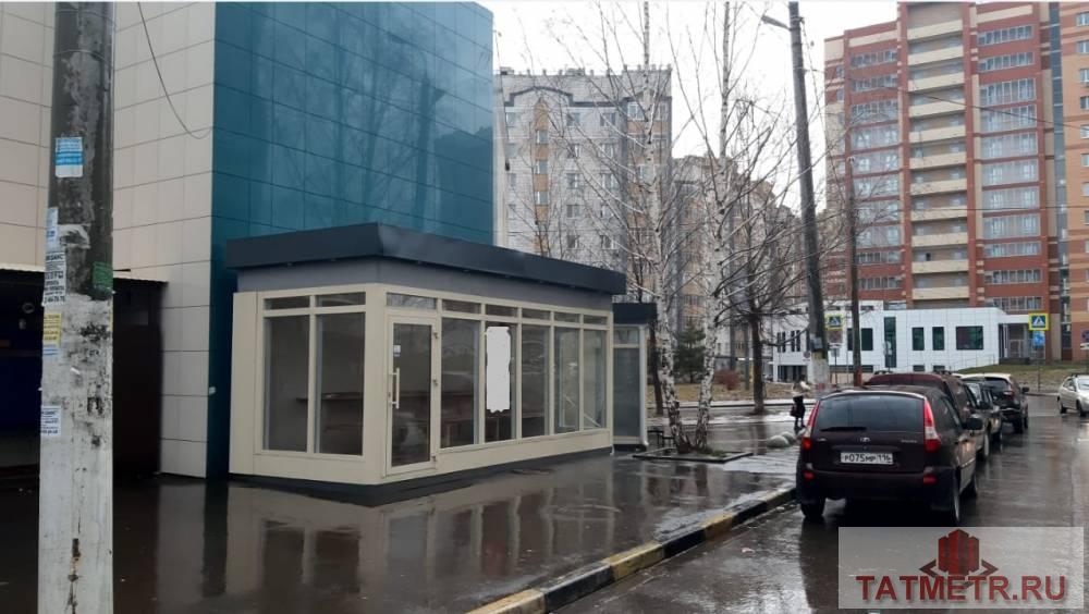 Коммерческая / Аренда / Торговые помещения, Казань, улица Ноксинский Спуск, 30 000 Сдам торговый павильон по ул. Ноксинский спуск,3 — первая линия — первый этаж — витражные окна — высокий пешеходный... - 1