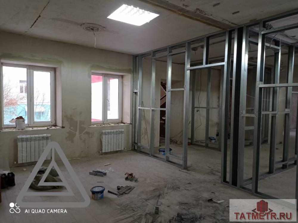 Аренда / Коммерческая / Free purpose, Казань, Петербургская улица, 300 000 Сдается 3-х этажное здание , площадь 300 квм по адресу у. Петербургская. д 21 . Здание сдаеться после... - 15