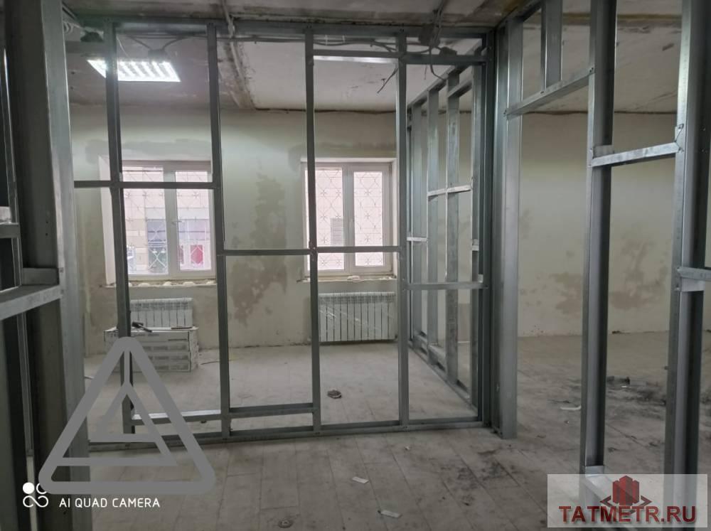 Аренда / Коммерческая / Free purpose, Казань, Петербургская улица, 300 000 Сдается 3-х этажное здание , площадь 300 квм по адресу у. Петербургская. д 21 . Здание сдаеться после... - 20