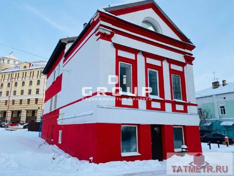 На центральной трафиковой улице Петербургская Сдается отдельно стоящее здание 300кв.м. Характеристики: — новый...