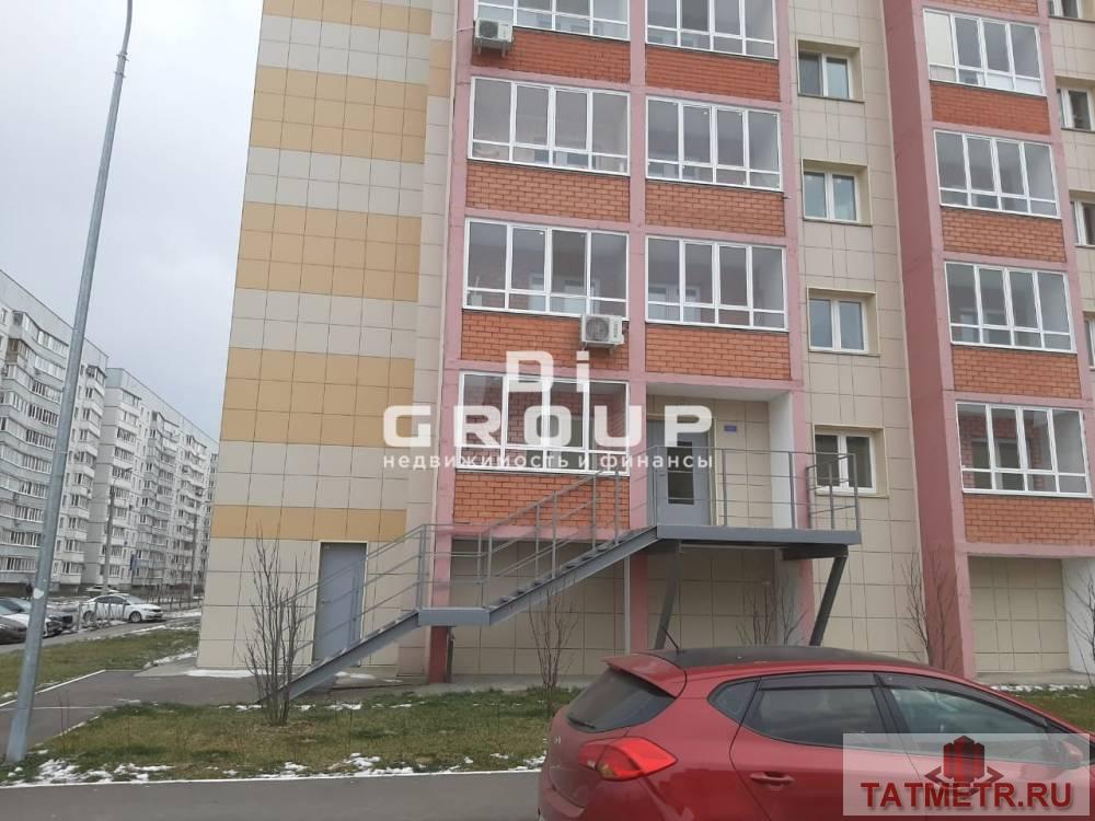 Продажа / Коммерческая / Office, Казань, улица Четаева, 56 740 000 Продаем офисное помещение с ремонтом. — 1 линия — 1 этаж — отдельный центральный вход — второй вход — запасной выход...