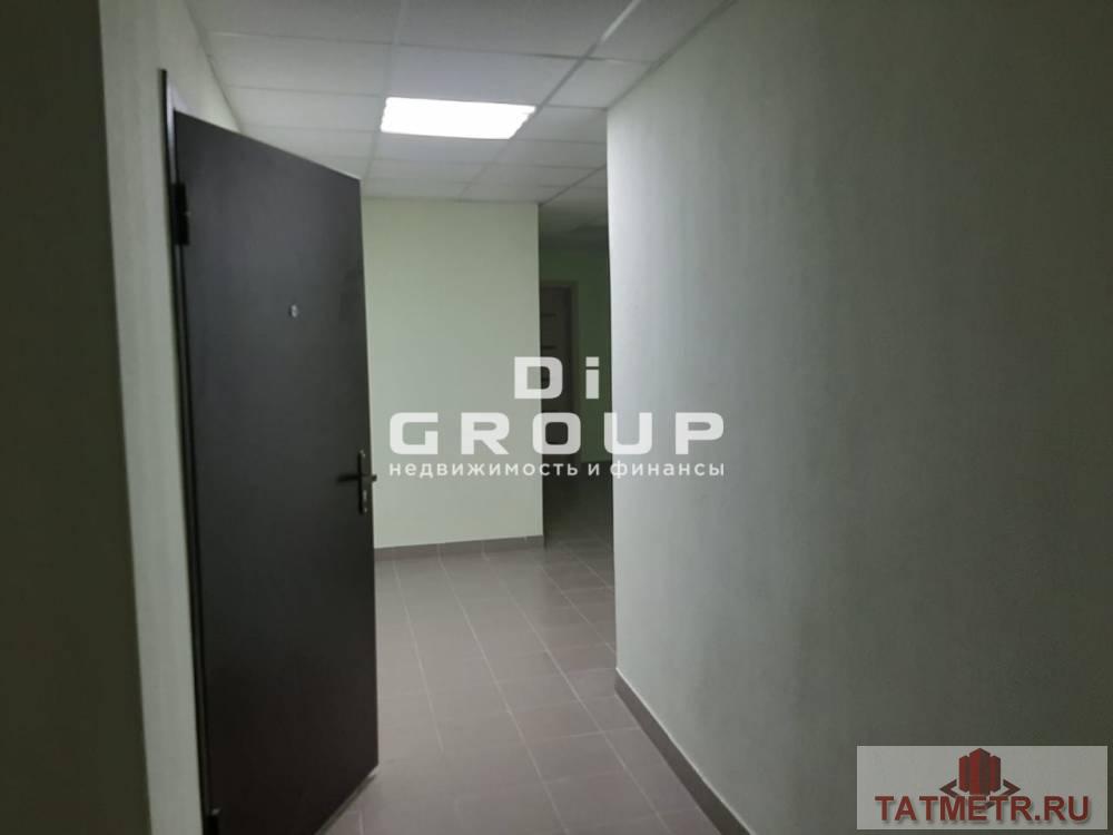 Продажа / Коммерческая / Office, Казань, улица Четаева, 56 740 000 Продаем офисное помещение с ремонтом. — 1 линия — 1 этаж — отдельный центральный вход — второй вход — запасной выход... - 1