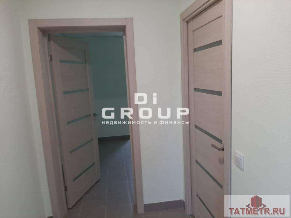Продажа / Коммерческая / Office, Казань, улица Четаева, 56 740 000 Продаем офисное помещение с ремонтом. — 1 линия — 1 этаж — отдельный центральный вход — второй вход — запасной выход... - 2