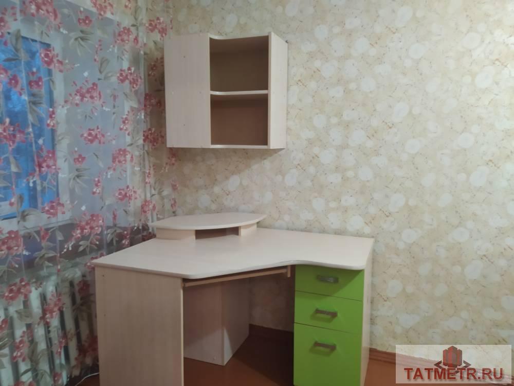 Аренда / Жилая / Квартира, Зеленодольск, Космонавтов улица, 11 000 Сдается двухкомнатная квартира в центре г. Зеленодольск. В комнатах есть вся необходимая для проживания мебель,... - 3