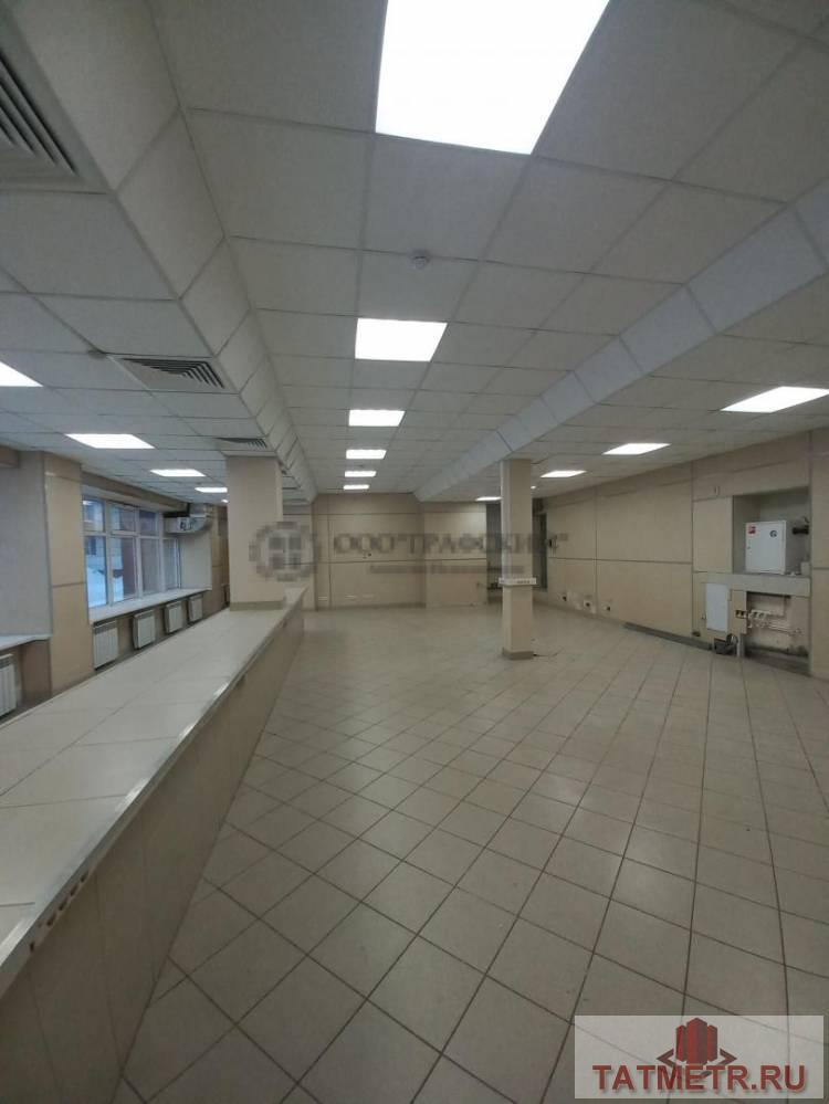 Аренда / Коммерческая / Business, Казань, улица Фатыха Амирхана, 114 300 Сдаю помещение свободного назначения на 1-м этаже офисного здания площадью 127 м/кв. в Ново-Савиновском районе!... - 4