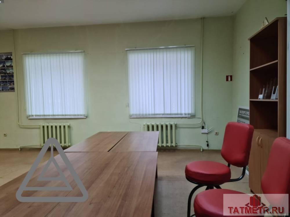 Продажа / Коммерческая / Office, Казань, улица Декабристов, 10 000 000 Продается помещение свободного назначения, офисное по адресу улица декабристов 106Б , требует ремонта.В помещении: —... - 1