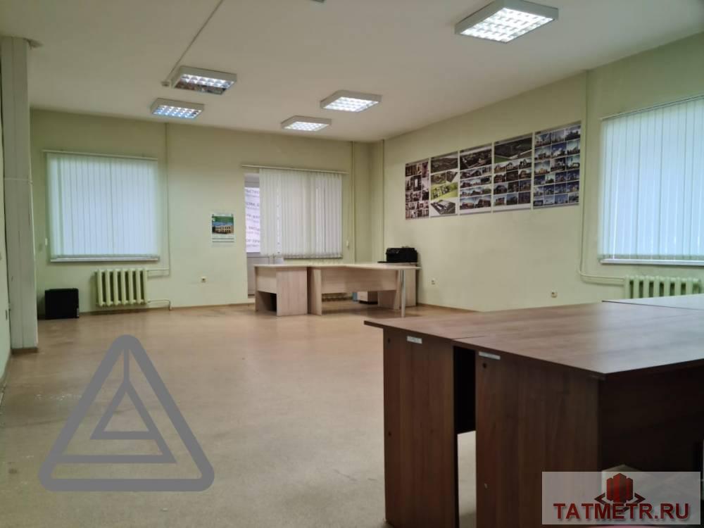 Продажа / Коммерческая / Office, Казань, улица Декабристов, 10 000 000 Продается помещение свободного назначения, офисное по адресу улица декабристов 106Б , требует ремонта.В помещении: —... - 11