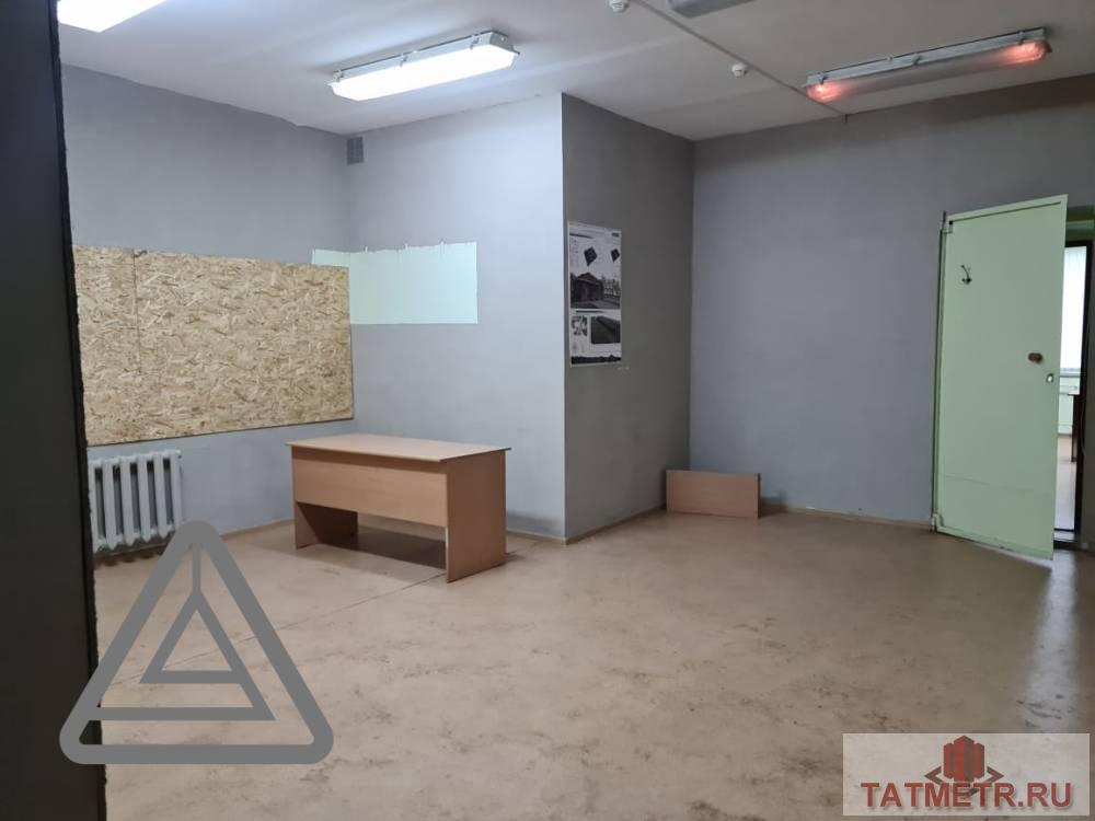 Продажа / Коммерческая / Office, Казань, улица Декабристов, 10 000 000 Продается помещение свободного назначения, офисное по адресу улица декабристов 106Б , требует ремонта.В помещении: —... - 2