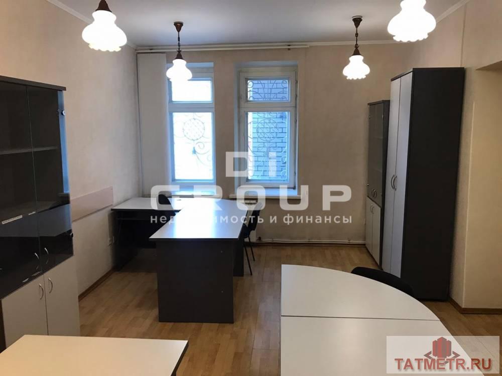 Коммерческая / Аренда / Офисы, Казань, улица Галиаскара Камала, 135 000 Сдается отдельно стоящее здание в Вахитовском районе, по ул. Галиаскара Камала, 53. Удобное месторасположение, Рядом... - 16