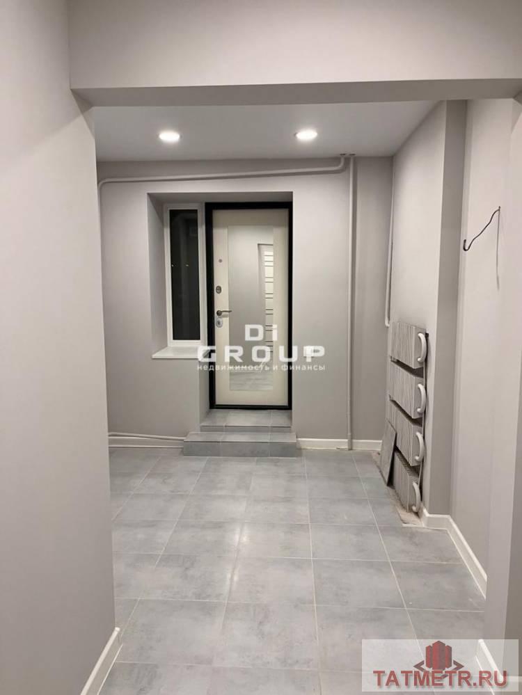 Продажа / Коммерческая / Office, Казань, улица Кулахметова, 3 150 000 Продается офисное помещение 15.7квм на ул. Кулахметова,20 -Отдельный вход -Первая линия -Первый этаж -Кабинетная...