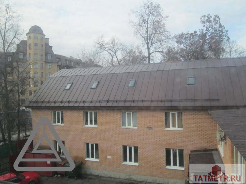 Коммерческая / Аренда / Офисы, Казань, улица Маяковского, 22 100 Сдается офисное помещение 27.7 кв.м на 2 этаже по адресу Маяковского 20. В хорошем состоянии. В помещении: —... - 4