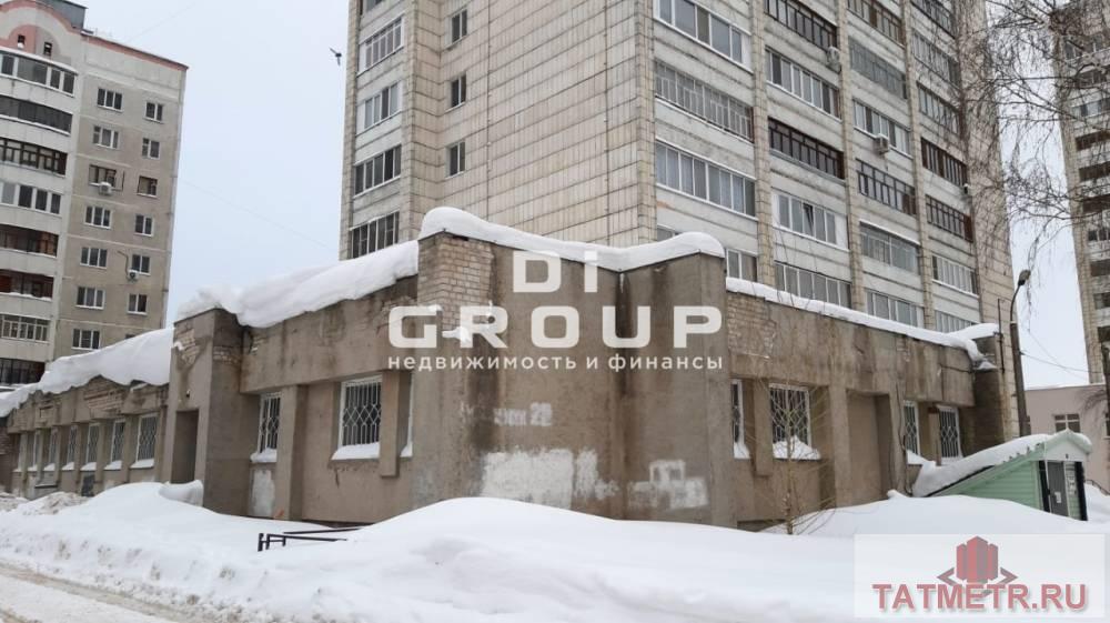 Коммерческая / Аренда / Офисы, Казань, улица Кулахметова, 150 000 Сдается помещение по ул. Кулахметова,22. спальный район с хорошим пешим и автомобильным трафиком. -Первая линия...