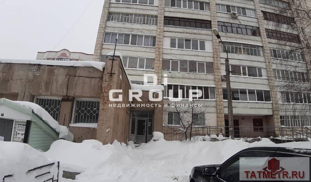 Коммерческая / Аренда / Офисы, Казань, улица Кулахметова, 150 000 Сдается помещение по ул. Кулахметова,22. спальный район с хорошим пешим и автомобильным трафиком. -Первая линия... - 2