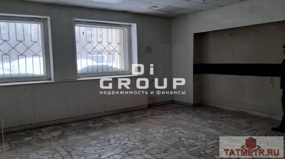 Коммерческая / Аренда / Офисы, Казань, улица Кулахметова, 150 000 Сдается помещение по ул. Кулахметова,22. спальный район с хорошим пешим и автомобильным трафиком. -Первая линия... - 5