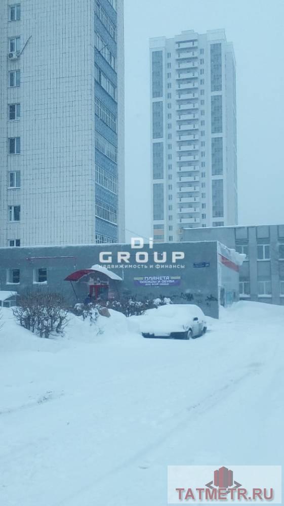 Продажа / Коммерческая / Office, Казань, Революционная улица, 18 000 000 Продам помещение 397 кв м на первом этаже пристроенного здания по улице Революционная дом 39 в жилом комплексе Юдино...