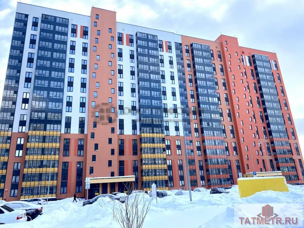 Продажа / Квартиры, Казань, проспект Ильгама Шакирова, 4 100 000 Продается уютная квартира с потрясающим видом! Общая площадь 31,9 кв.м. Квартира с ремонтом от застройщика....