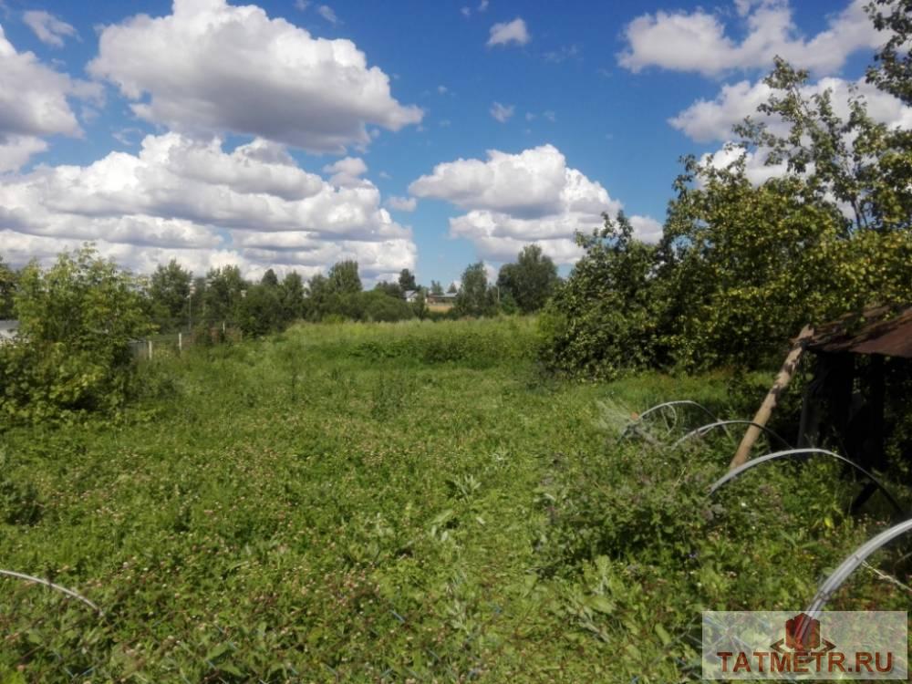 Продажа / Жилая / Дом с участком, д. Карай, Ленина улица, 598 000 Продается бревенчатый дом в д. Карай. Участок прямоугольной формы с плодово-ягодными насаждениями (яблони, слива,... - 2