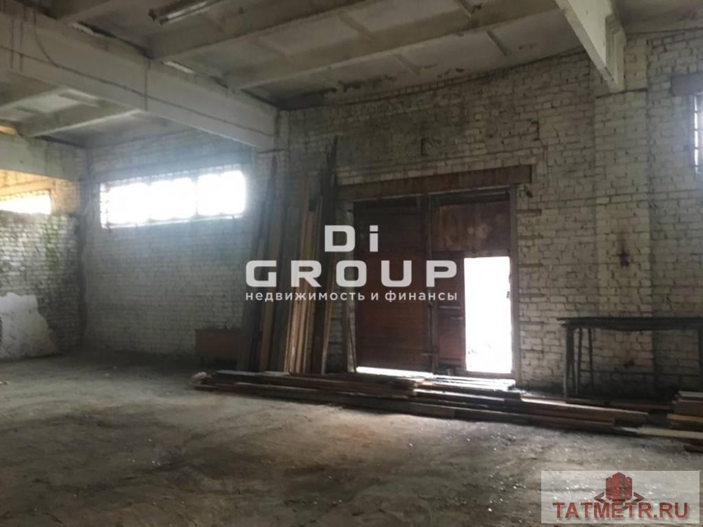 Аренда / Коммерческая / Warehouse, Казань, Революционная улица, 140 000 Сдается сухой склад без отопления, по ул. Революционная д.78 — Площадь 825 кв.м. — Потолки 5м, — Двое ворот —... - 2