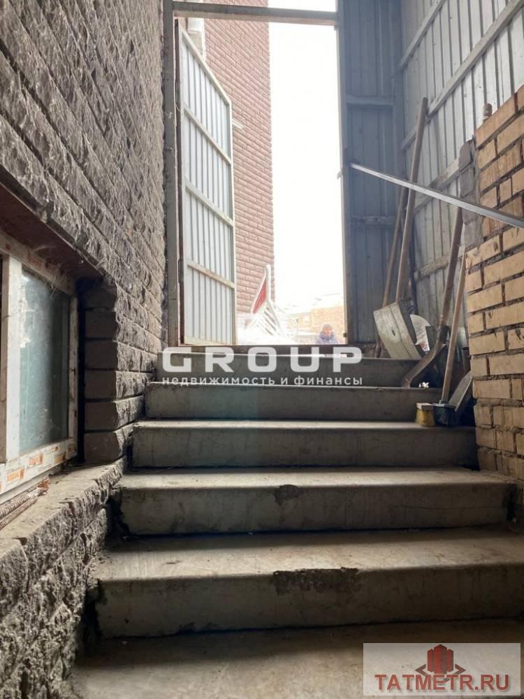 Аренда / Коммерческая / Warehouse, Казань, улица Бехтерева, 98 880 Сдаю помещение свободного назначения — 247,2 кв.м. — цоколь — 1 линия — центр города, Вахитовский район — высокий... - 1