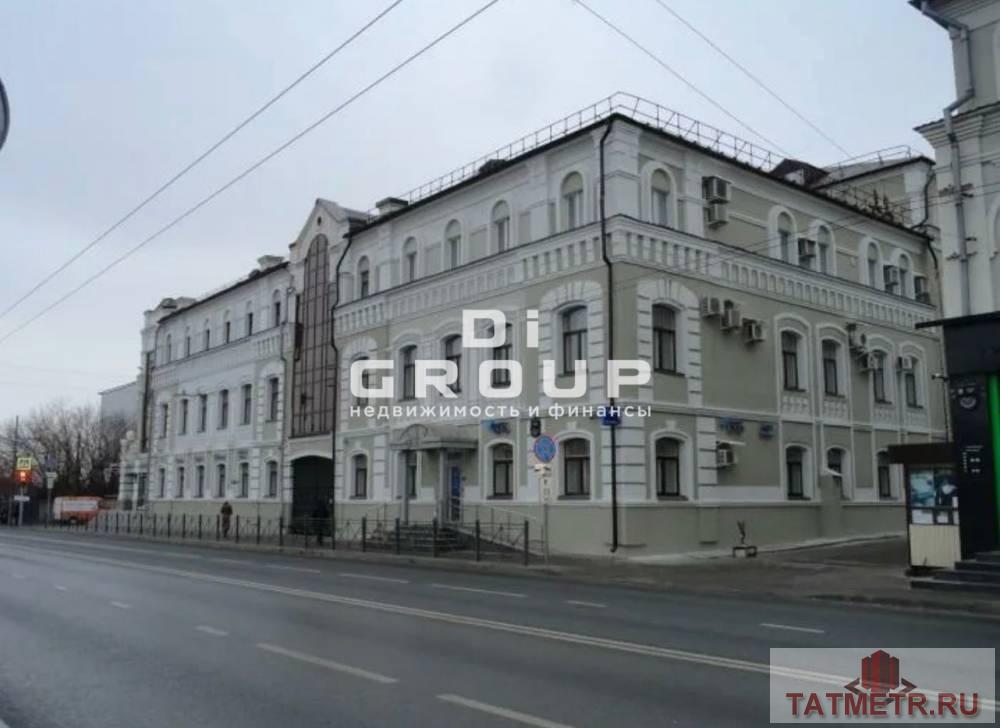 Продажа / Коммерческая / Office, Казань, Московская улица, 21 500 000 Продаю офисное помещение с арендаторами, в центре города. Хорошая окупаемостью -высота потолков 3 метра⠀ -офис...