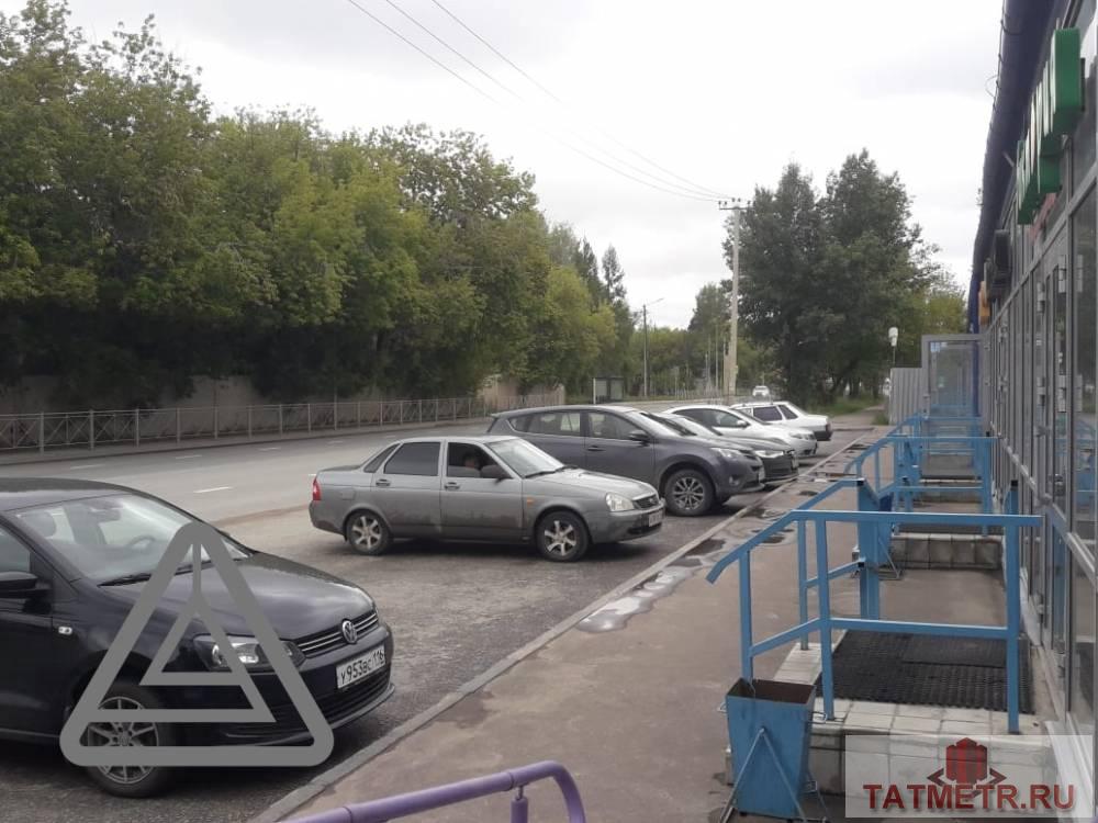Аренда / Коммерческая / Warehouse, Казань, Магистральная улица, 98 000 Сдается павильоны торговые площадьот 35 -140 кв.м помещение по ул. Магистральная 77 . В помещении : — Электричество... - 8