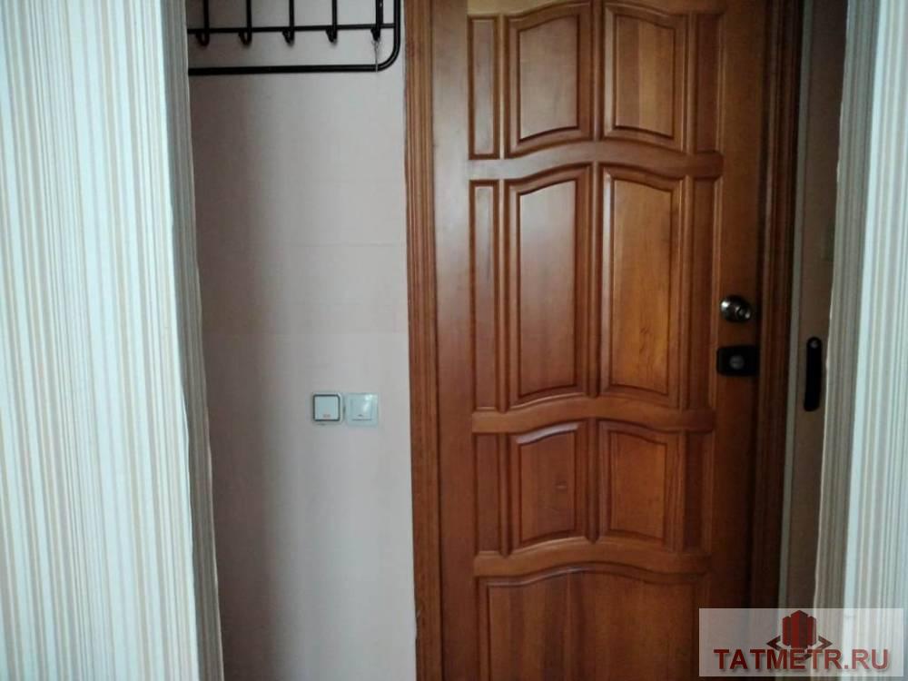 Продается комната в центре города Зеленодольск. Комната в хорошем состоянии. Остается вся мебель.  Комната поделена... - 3