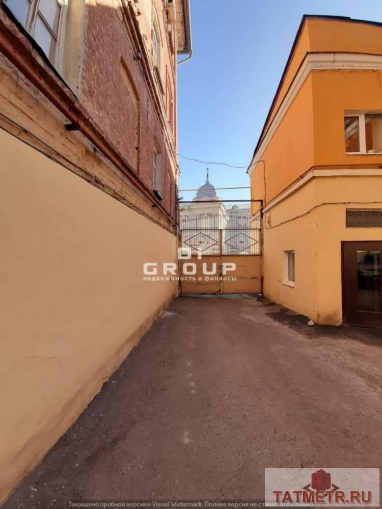 Продажа / Коммерческая / Office, Казань, улица Гладилова, 160 000 000 Продам отдельно стоящее здание по ул. Гладилова Назначение любое Характеристики — первая линия; — общая площадь... - 4