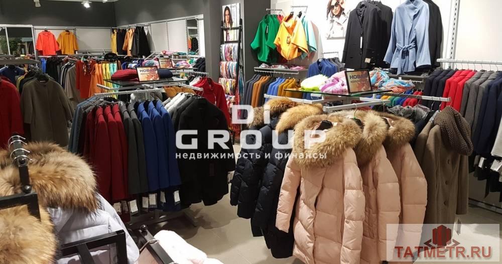 Продажа / Коммерческая / Free purpose, Казань, улица Декабристов, 270 000 000 Продам готовый арендный бизнес в г. Казань с торгом. Плюсы: громадный автомобильный и пешеходный трафик, станция... - 2