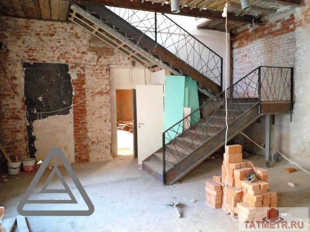 Аренда / Коммерческая / Free purpose, Казань, улица Татарстан, 350 000 Сдается отдельно стоящее здание свободного назначения 1000 кв.м, по адресу Татарстан 20 на первой линии от дороги.. В... - 4