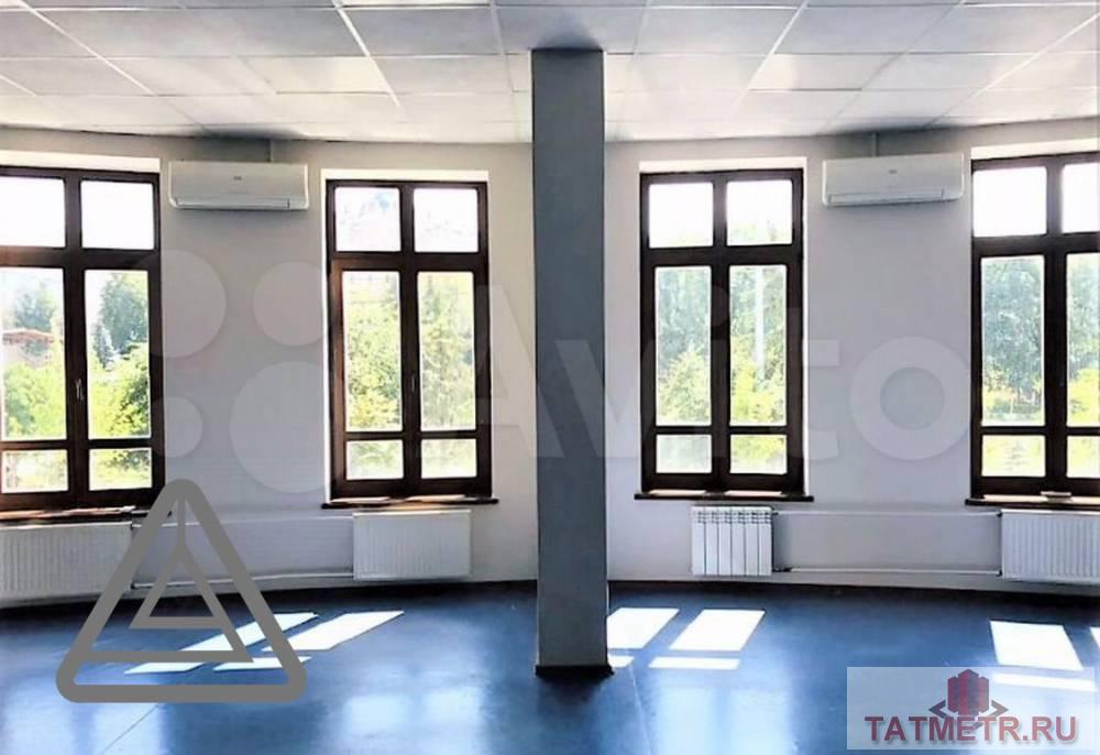 Коммерческая / Аренда / Офисы, Казань, улица Дзержинского, 600 000 Сдается помещение в самом центре города с видом на озеро на 1 этаже по адресу Дзержинского 11 А. В отличном... - 4