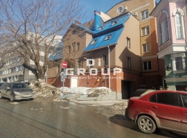 Предлагается к покупке 3-х этажное здание по ул. Айвазовского....
