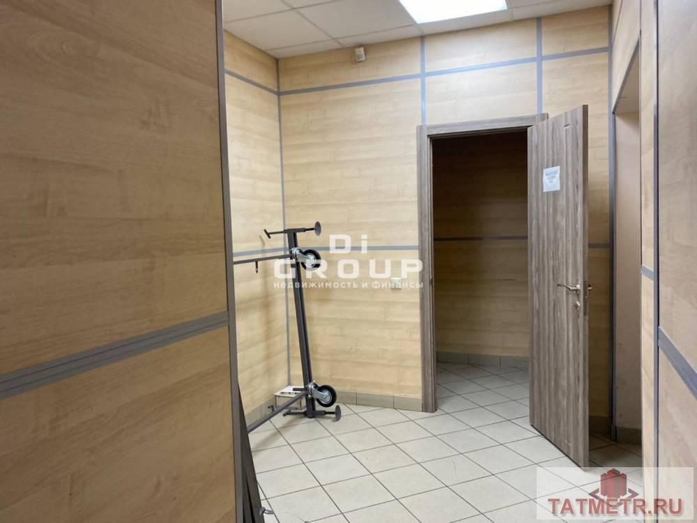 Коммерческая / Аренда / Офисы, Казань, улица Фатыха Амирхана, 29 700 дается помещение на первом этаже 33 кв.м по адресу Амирхана 12А. .Большие окна, на полу кафель. Характеристики: —... - 7