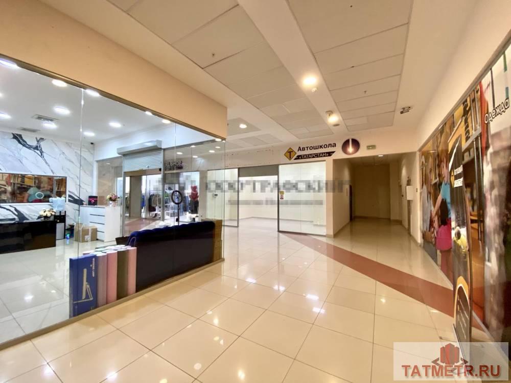 Продажа / Коммерческая / Retail, Казань, улица Юлиуса Фучика, 2 500 000 Предлагаем Вам приобрести торговое помещение в ТЦ Франт. ТЦ Франт — это большой и современный комплекс в котором... - 2