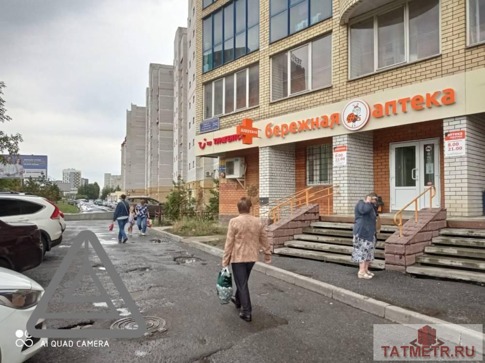 Аренда / Коммерческая / Free purpose, Казань, Гвардейская улица, 90 000 Сдается помещение площадь 102.4 кв.м, на 1 этаже свободного назначения по адресу Гвардейская 31/42. В хорошем...