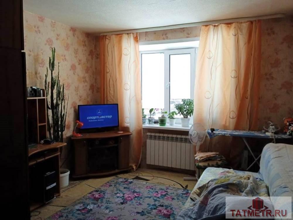 Продается отличная комната в блоке в г. Зеленодольск. Комната уютная, чистая, окно стеклопакет, новая входная...