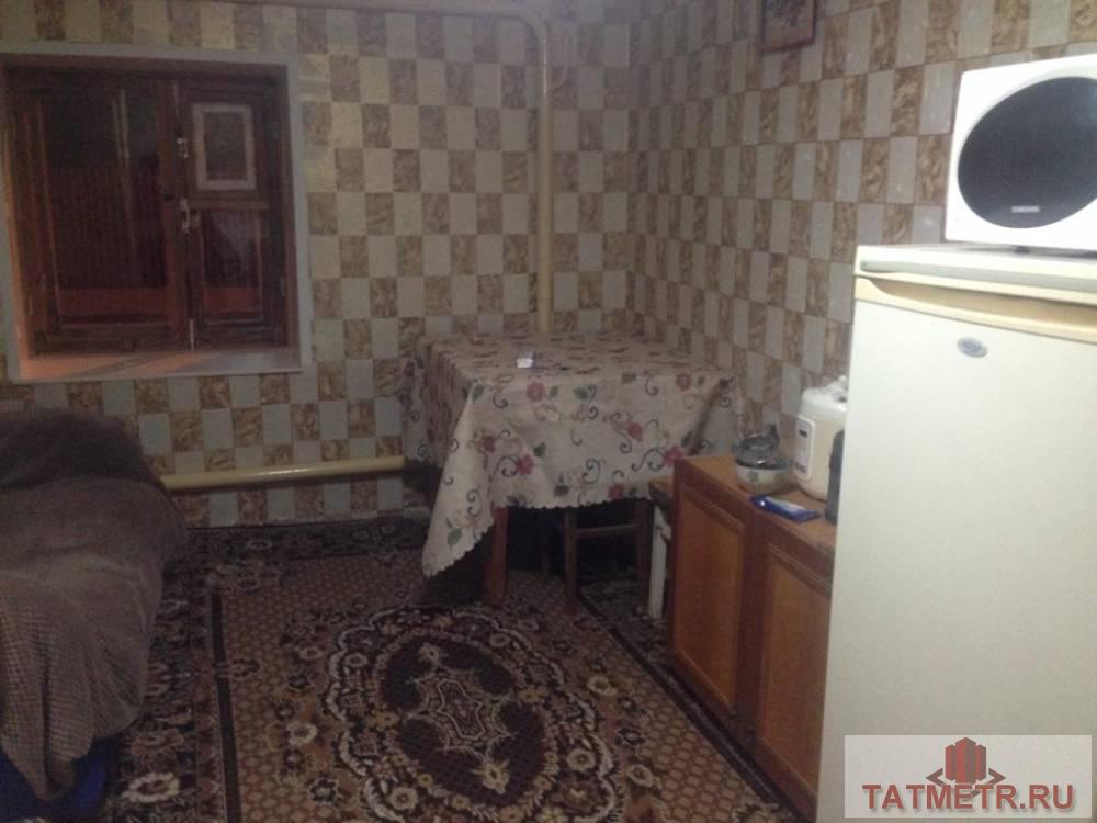 Продажа / Жилая / Дом с участком, Зеленодольск, Фурманова улица, 2 950 000 Продается дом в центре мирного в г. Зеленодольск. В доме имеются все коммуникации (свет,вода,газ), также надворные... - 3