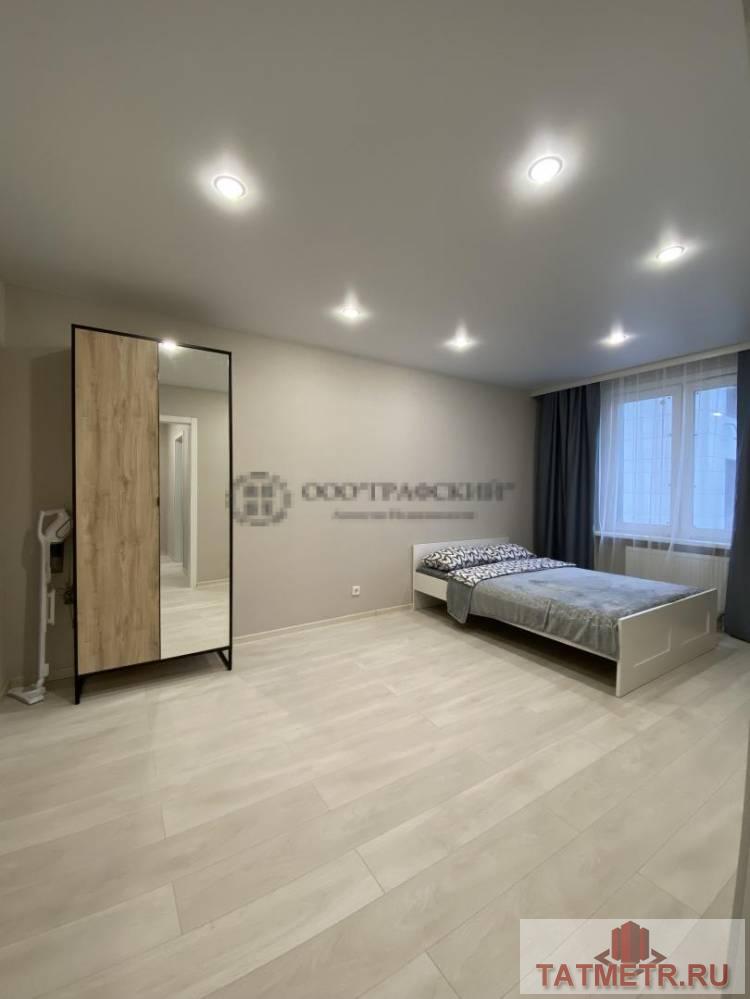 Продажа / Квартиры, Казань, улица Александра Курынова, 7 390 000 Продается просторная двухкомнатная квартира в новом жилом комплексе Светлая Долина. Квартира с удачной планировкой и... - 8