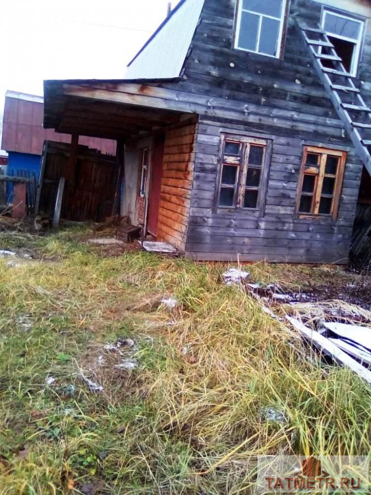 Продажа / Дачи, пгт. Васильево, с/о Васильевский Лесокомбинат-2, 350 000 Продается дача в пгт. Васильево. Дом двухэтажный первый этаж - кирпичный, второй этаж - деревянный. Участок ровный,...