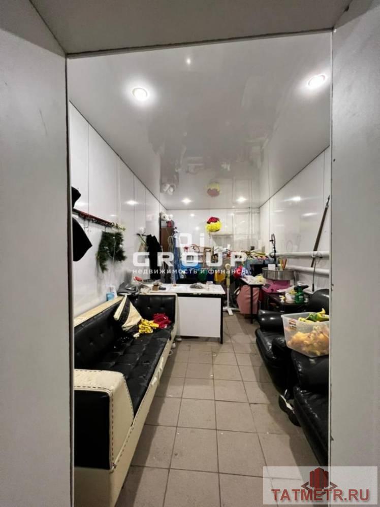 Продажа / Коммерческая / Office, Казань, Московская улица, 12 900 000 Продается помещение в центре города, с надежными арендаторами. Потолки 4 метра, качественная шумоизоляция. — мебель,... - 11